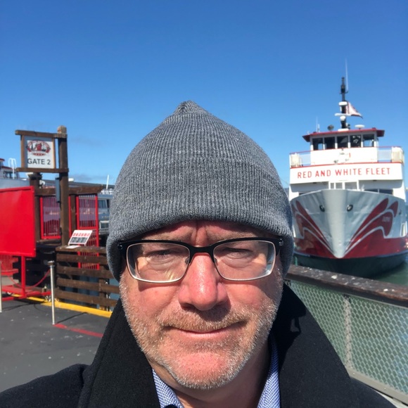 Meet your Posher, Ian - Picture 1 of 1